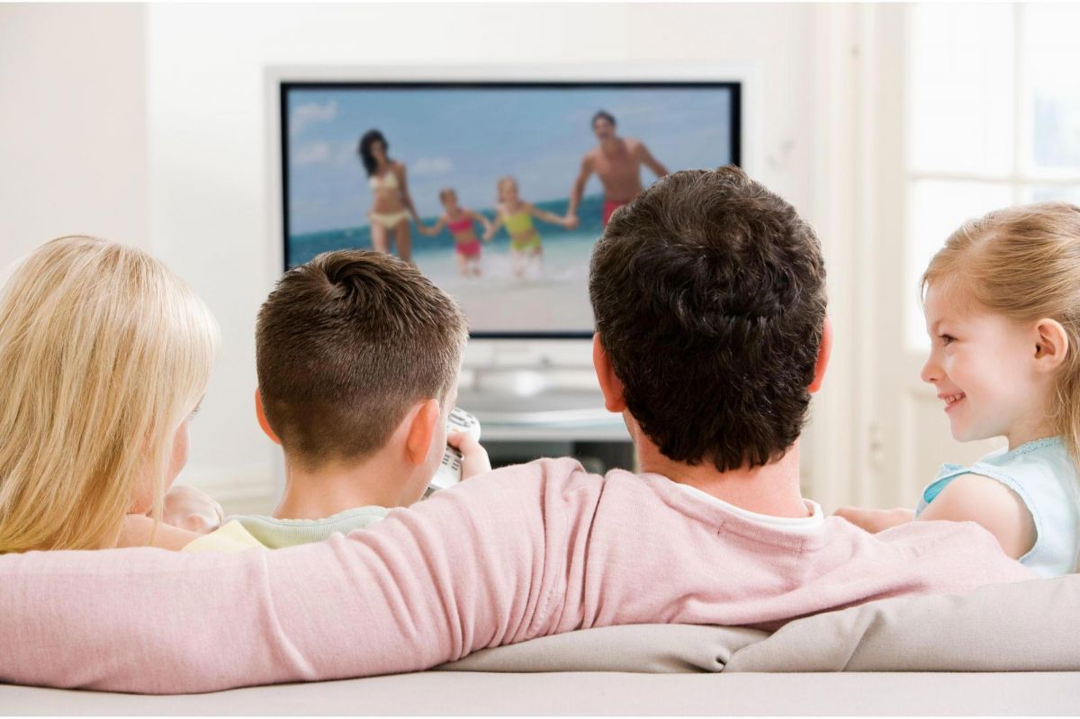 Çocuğunuzla TV İzlemek Bilişsel Gelişimine Fayda Sağlayabilir