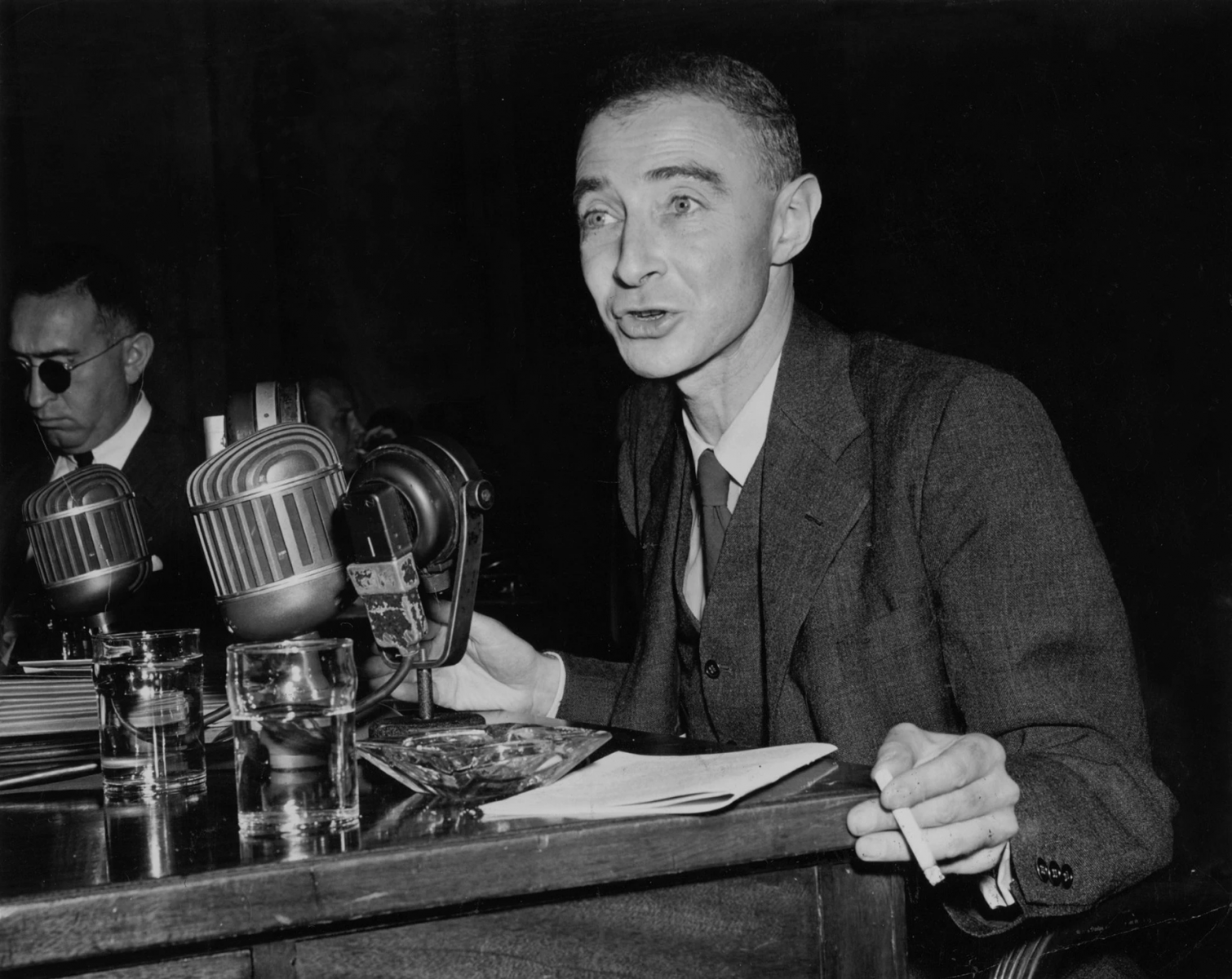 Oppenheimer’da Atom Bombalarıyla İlgili Anlatılmayan Şeyler