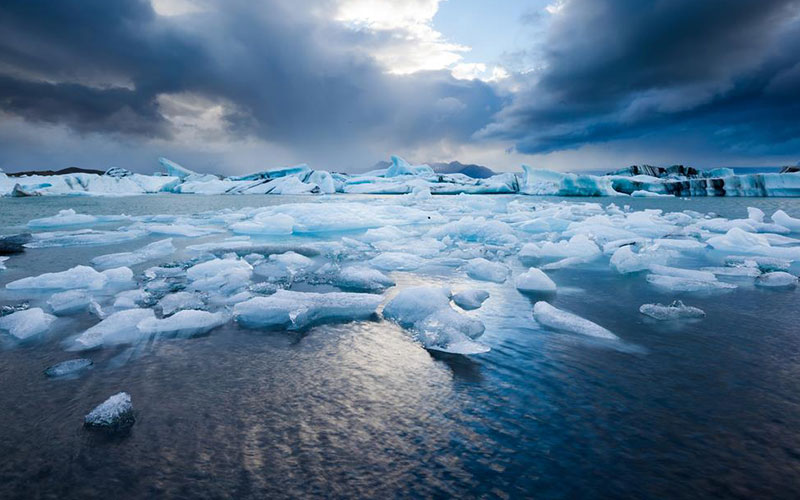 Arktik Okyanusu'ndaki buzullar Atlantifikasyona yenik düşüyor
