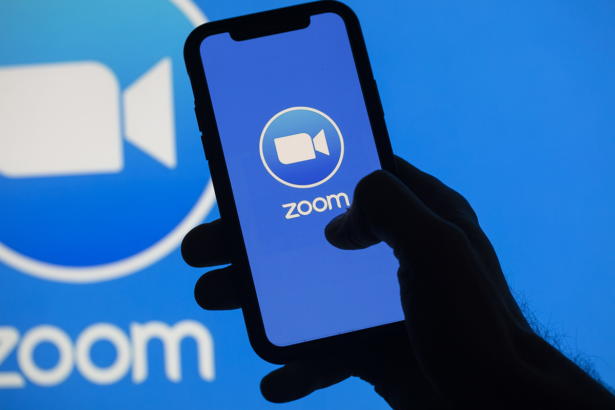Zoom'un Veri Toplama Politikaları Hakkında Tartışma: Gizlilik Savunucuları Endişeli